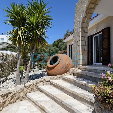 Nefeli Villa *